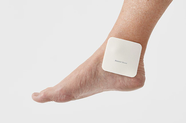 Pansement biatain silicone non border pied